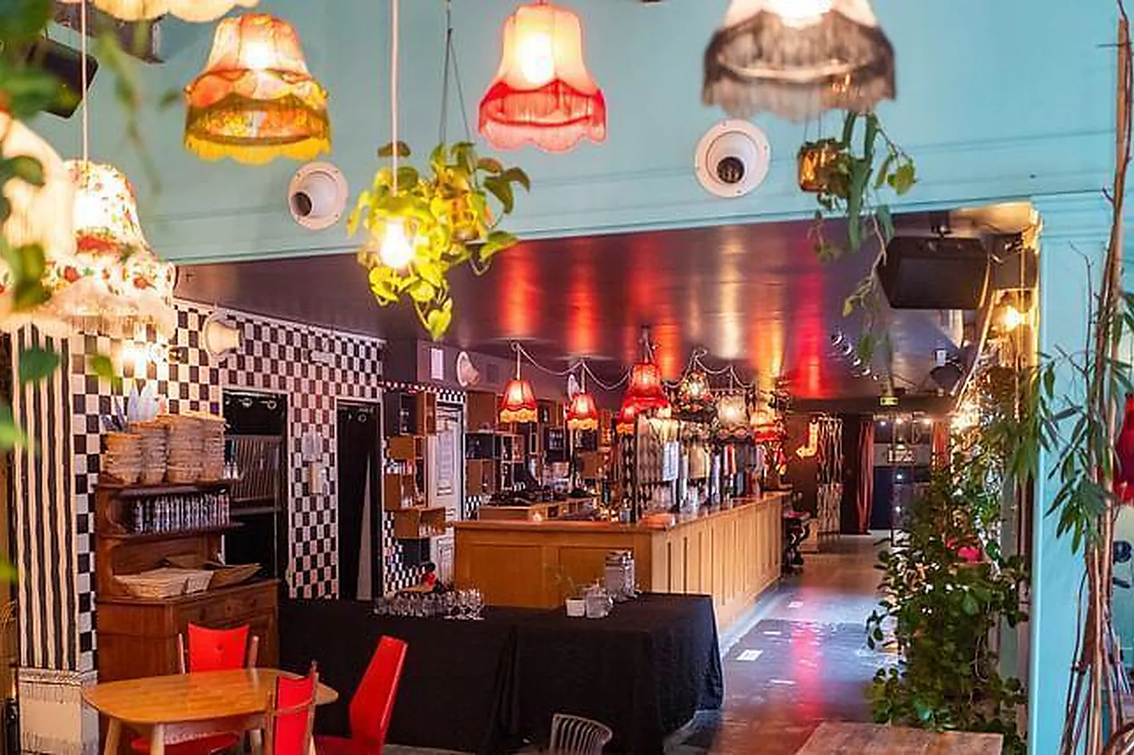 Lieux événementiels, LE BAR À BULLES