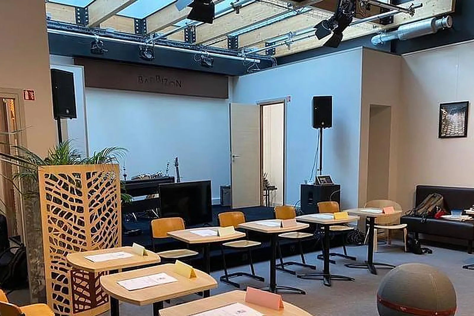 Lieux événementiels, LE BARBIZON