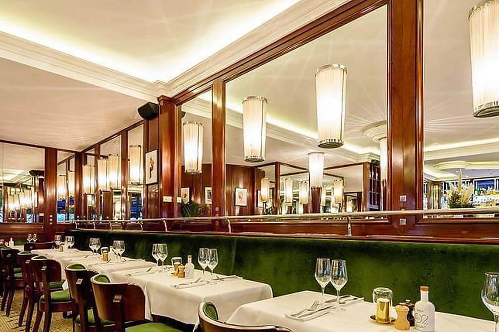 Lieux événementiels, LE BASILIC