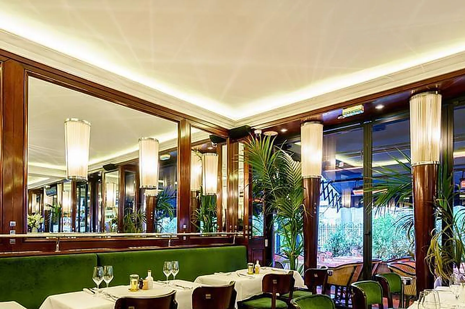 Lieux événementiels, LE BASILIC