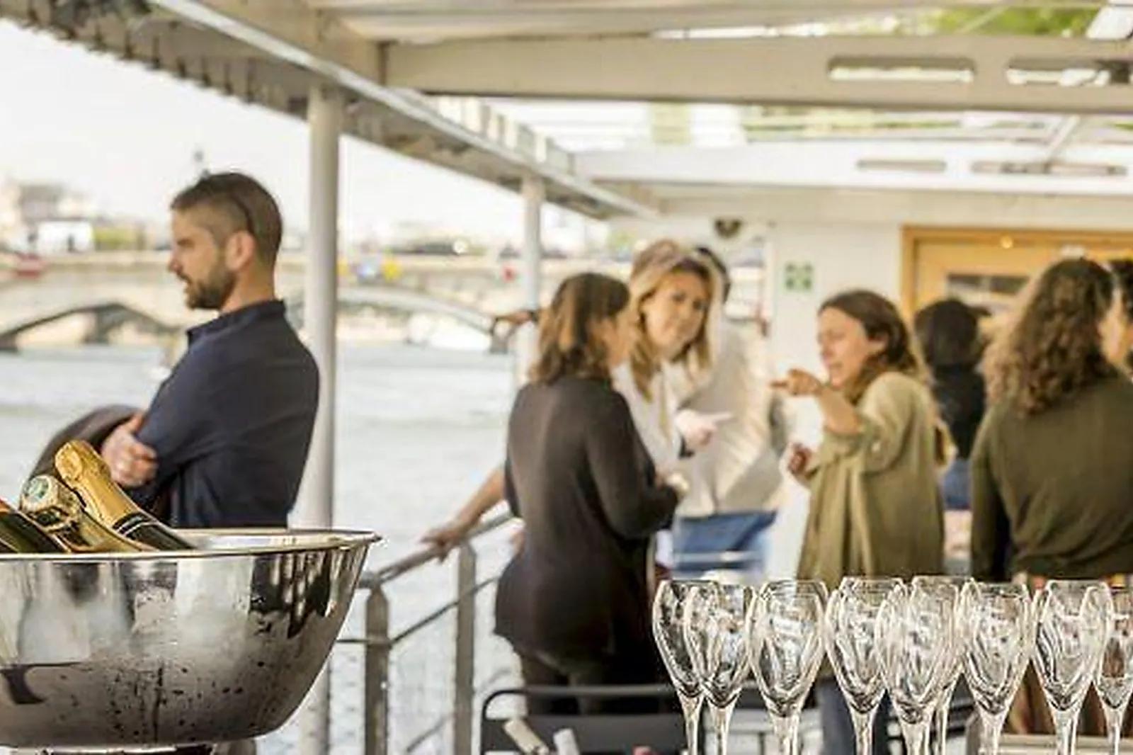 Lieux événementiels, LE BATEAU IVRE