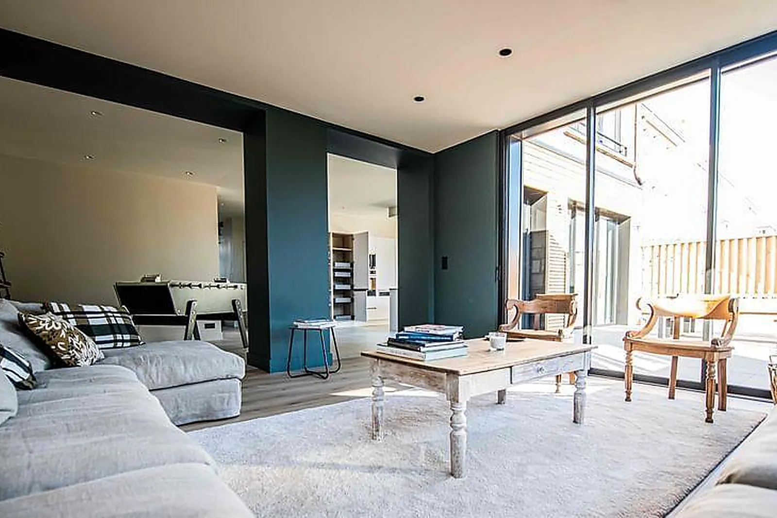 Lieux événementiels, UNE MAISON BLEUE SAINT-LAZARE