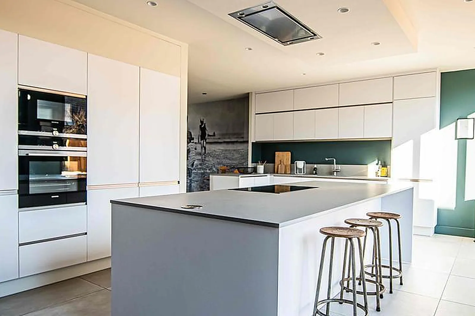 Lieux événementiels, UNE MAISON BLEUE SAINT-LAZARE