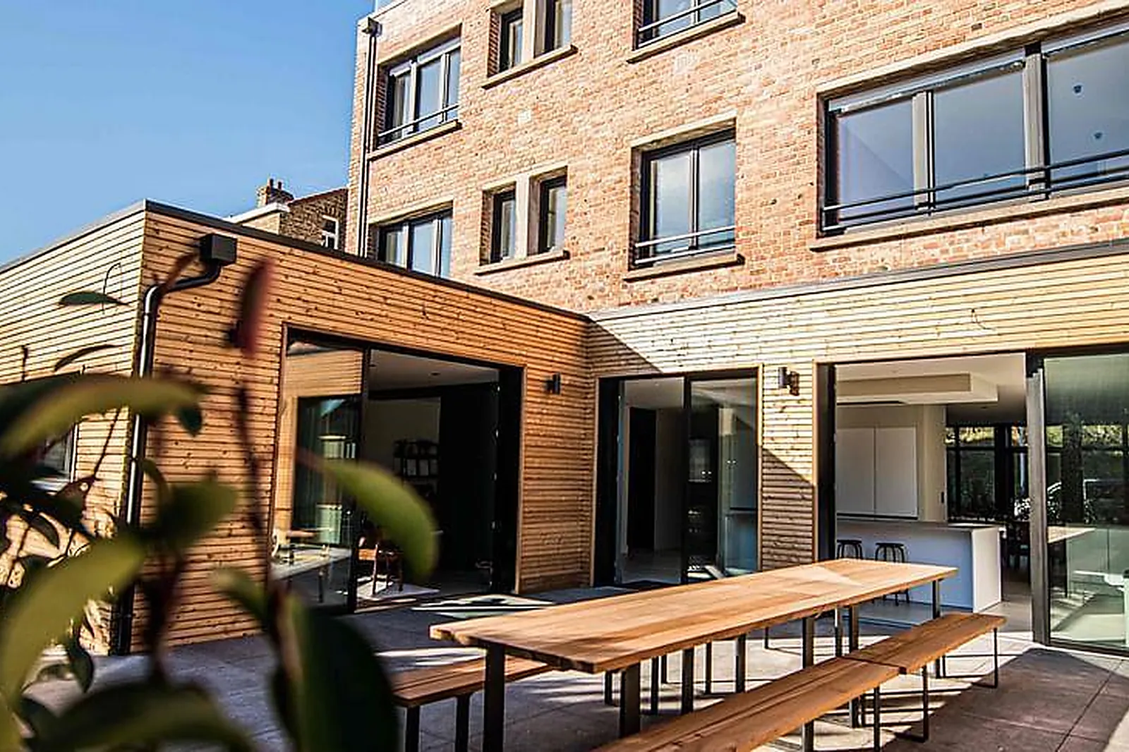 Lieux événementiels, UNE MAISON BLEUE SAINT-LAZARE