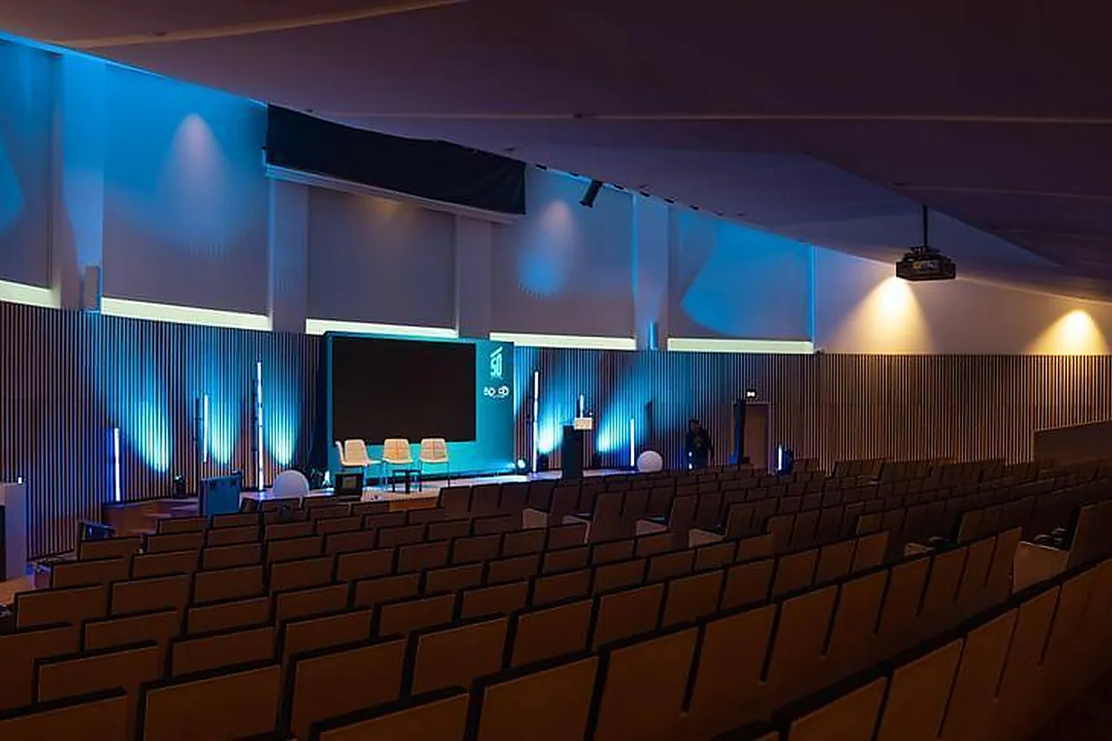 Lieux événementiels, LE BOARD VAL THORENS