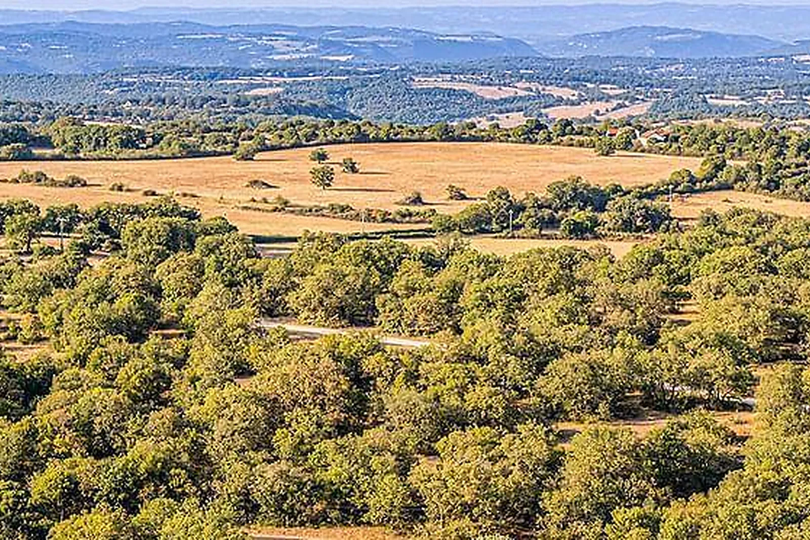 Lieux événementiels, LE BOIS D'IMBERT****