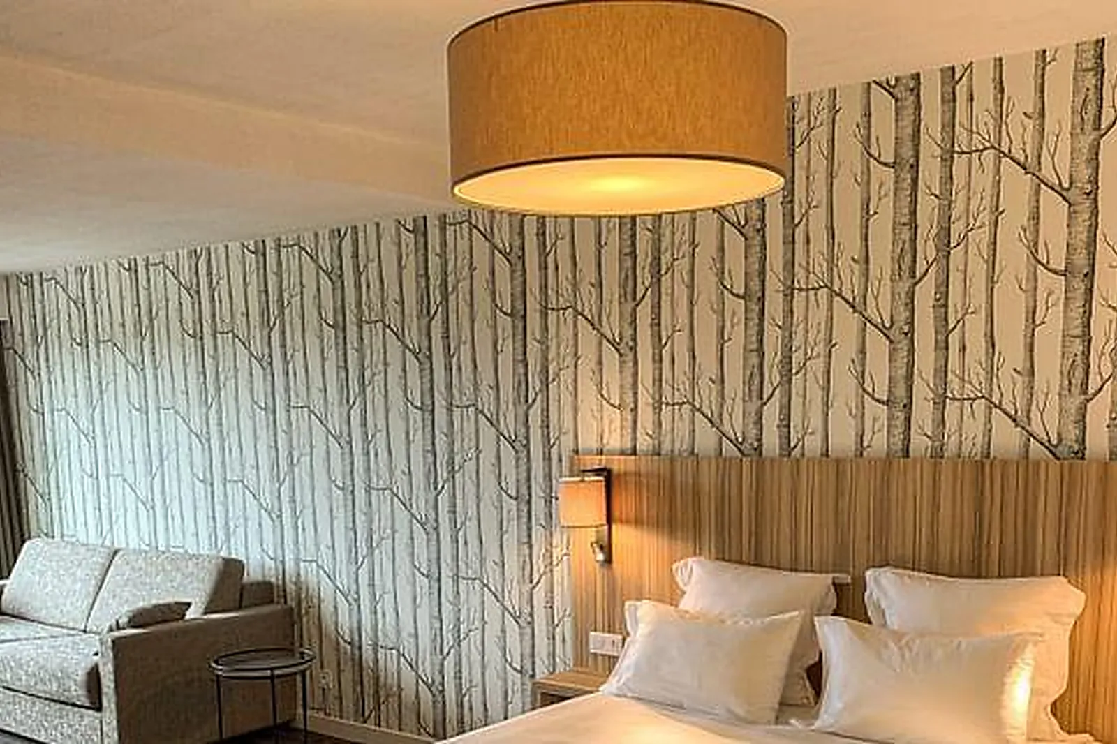 Lieux événementiels, LE BOIS D'IMBERT****