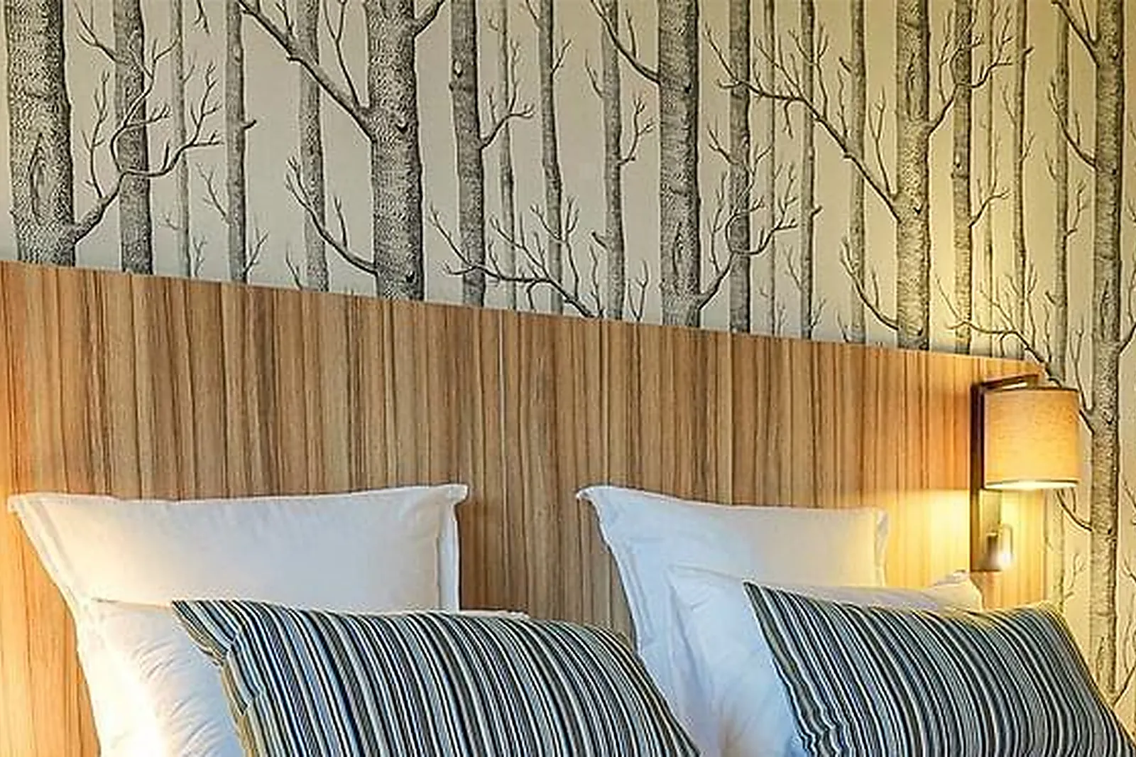 Lieux événementiels, LE BOIS D'IMBERT****