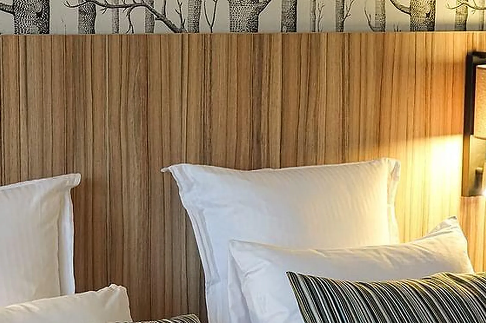 Lieux événementiels, LE BOIS D'IMBERT****