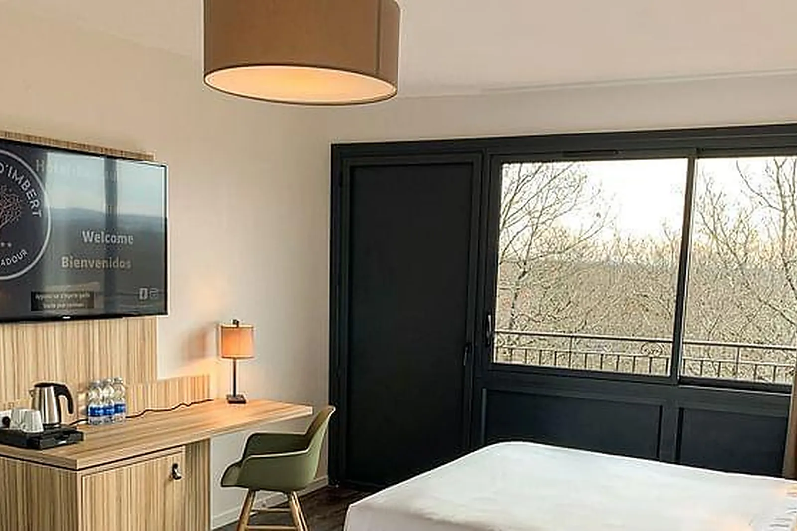 Lieux événementiels, LE BOIS D'IMBERT****