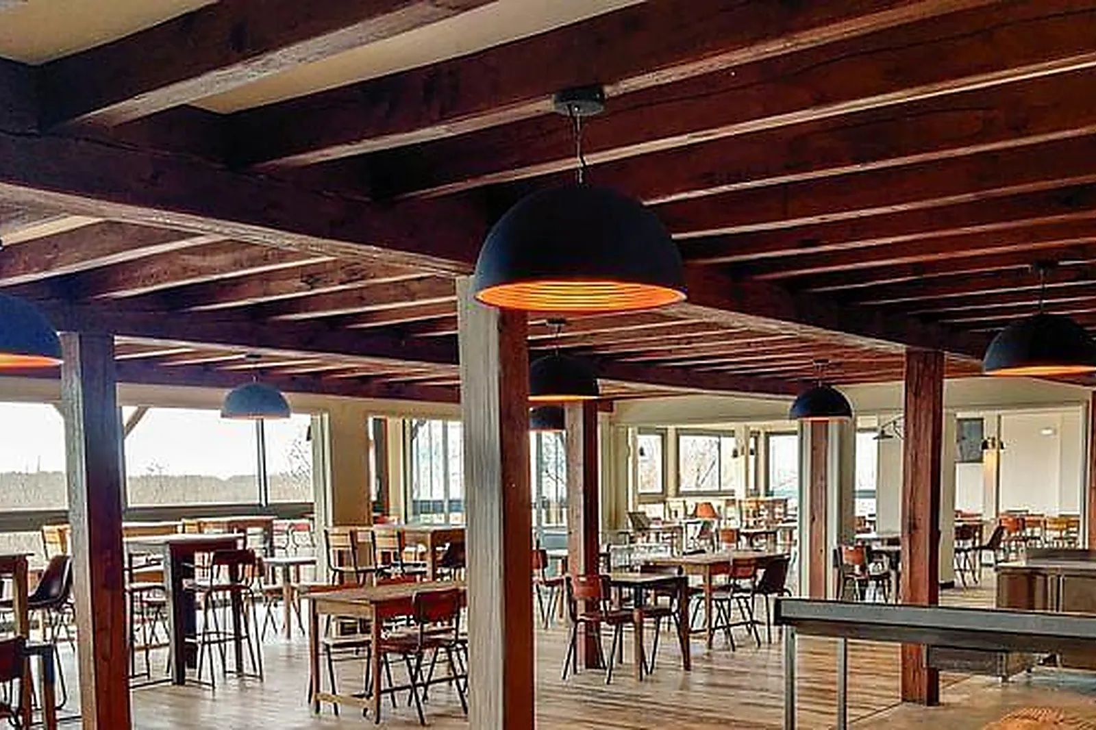 Lieux événementiels, LE BOIS D'IMBERT****