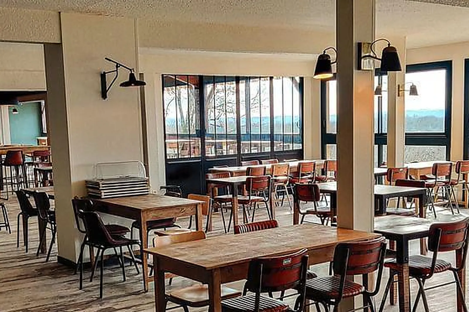 Lieux événementiels, LE BOIS D'IMBERT****