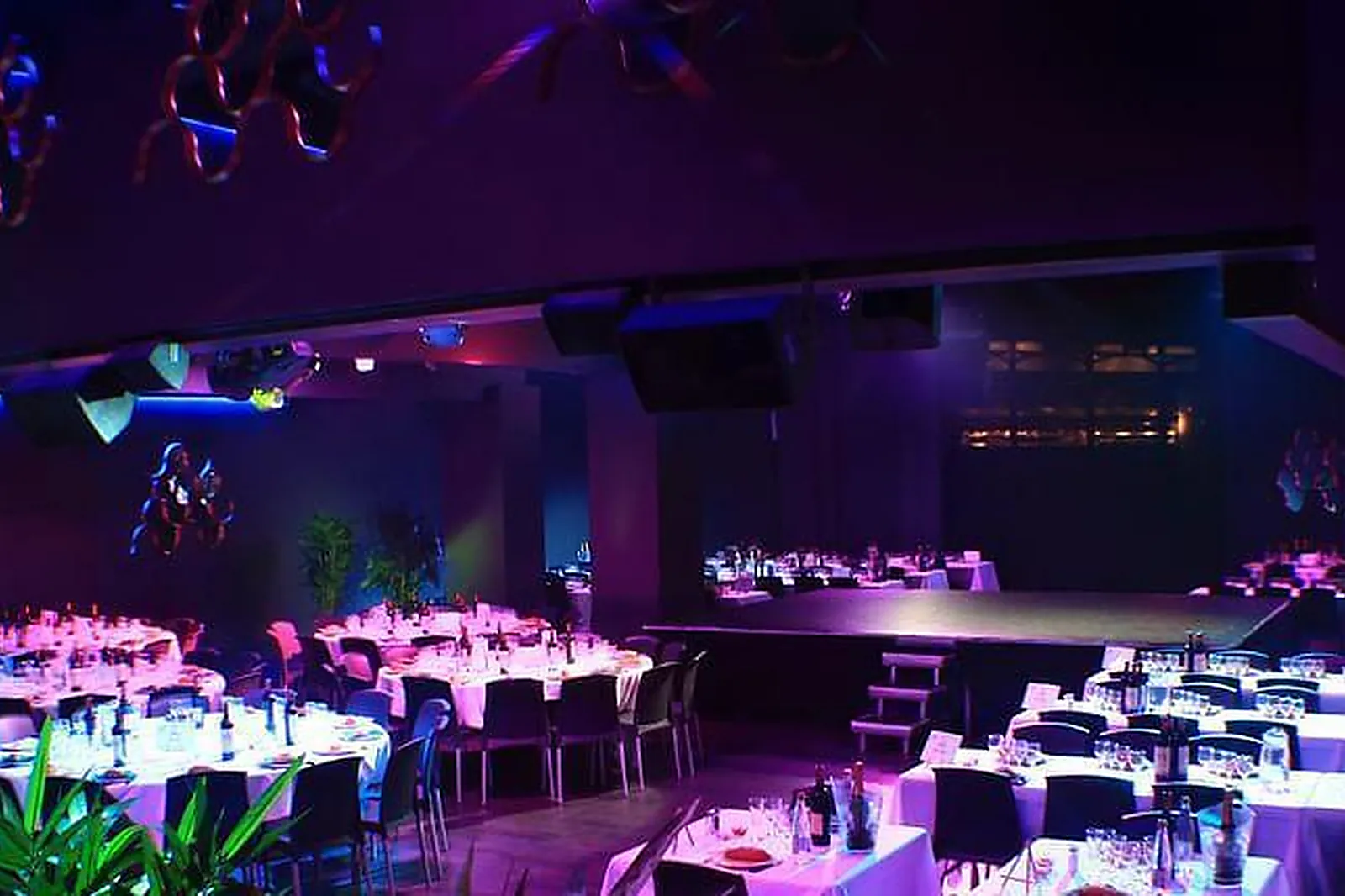 Lieux événementiels, LE BRASIL TROPICAL