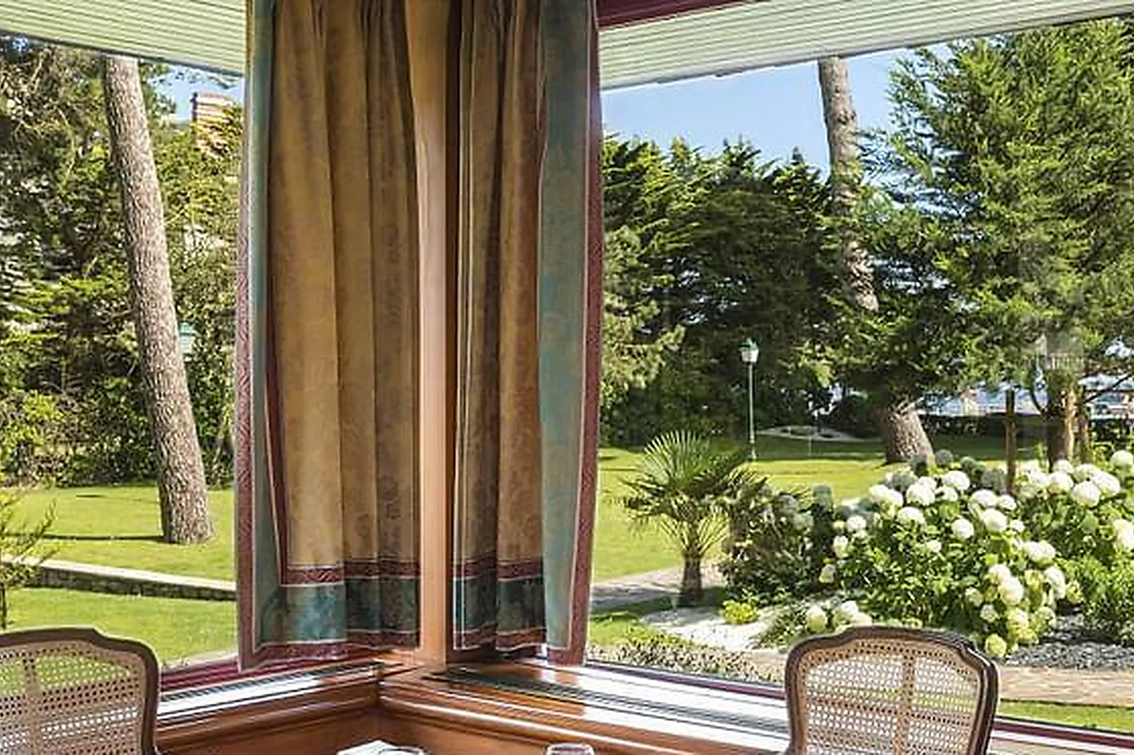 Lieux événementiels, ESPACES 2EM