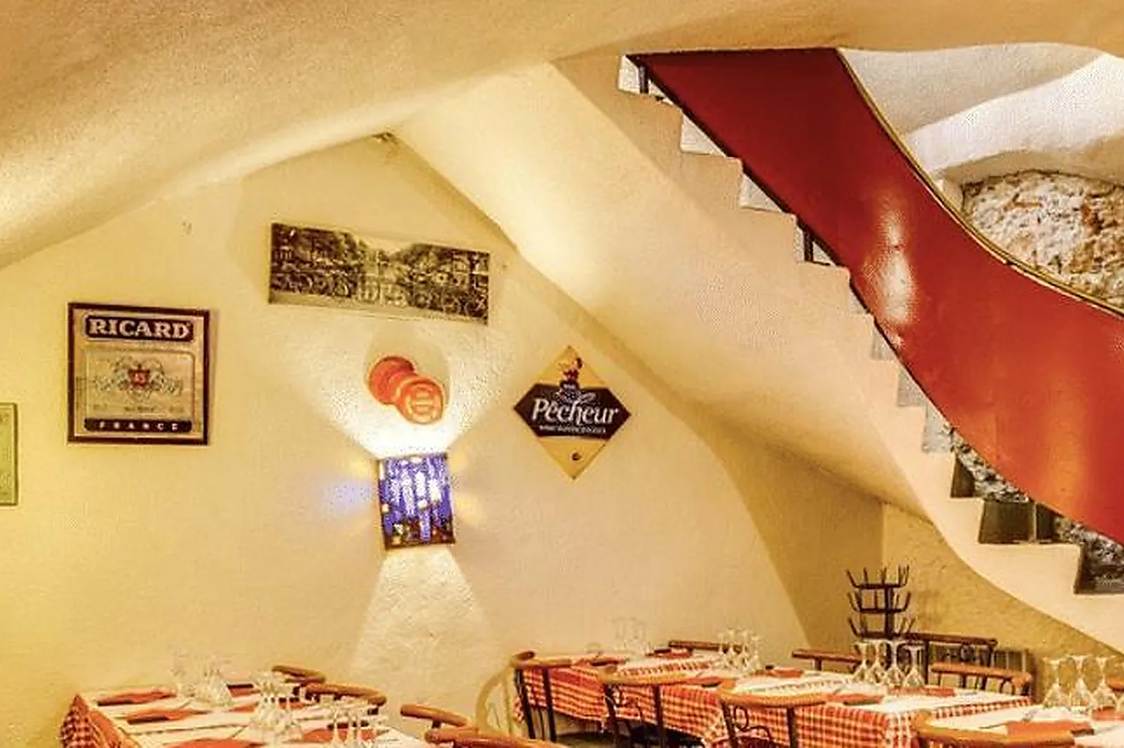 Lieux événementiels, LE CAVEAU DES GOURMANDS