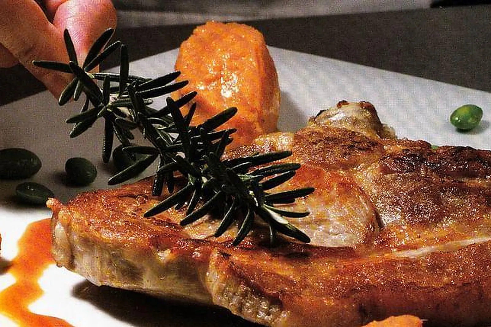 Lieux événementiels, LE CAVEAU DES GOURMANDS