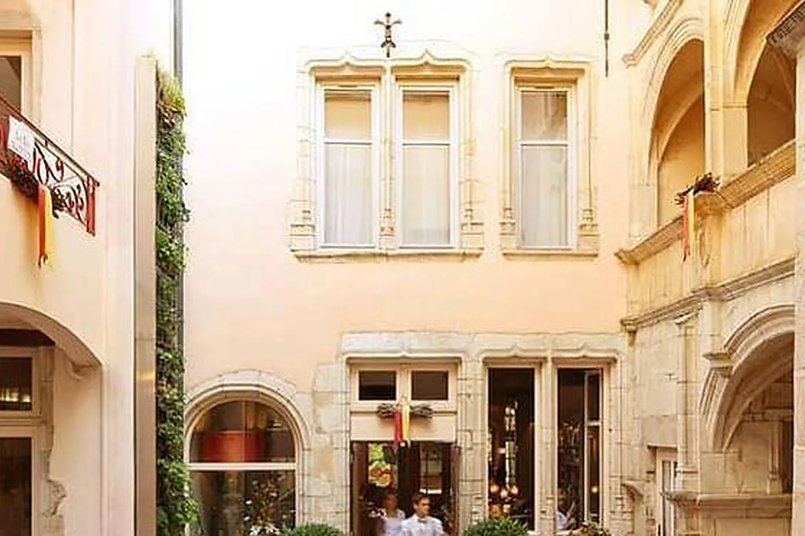 Lieux événementiels, LE CEP HÔTEL *****