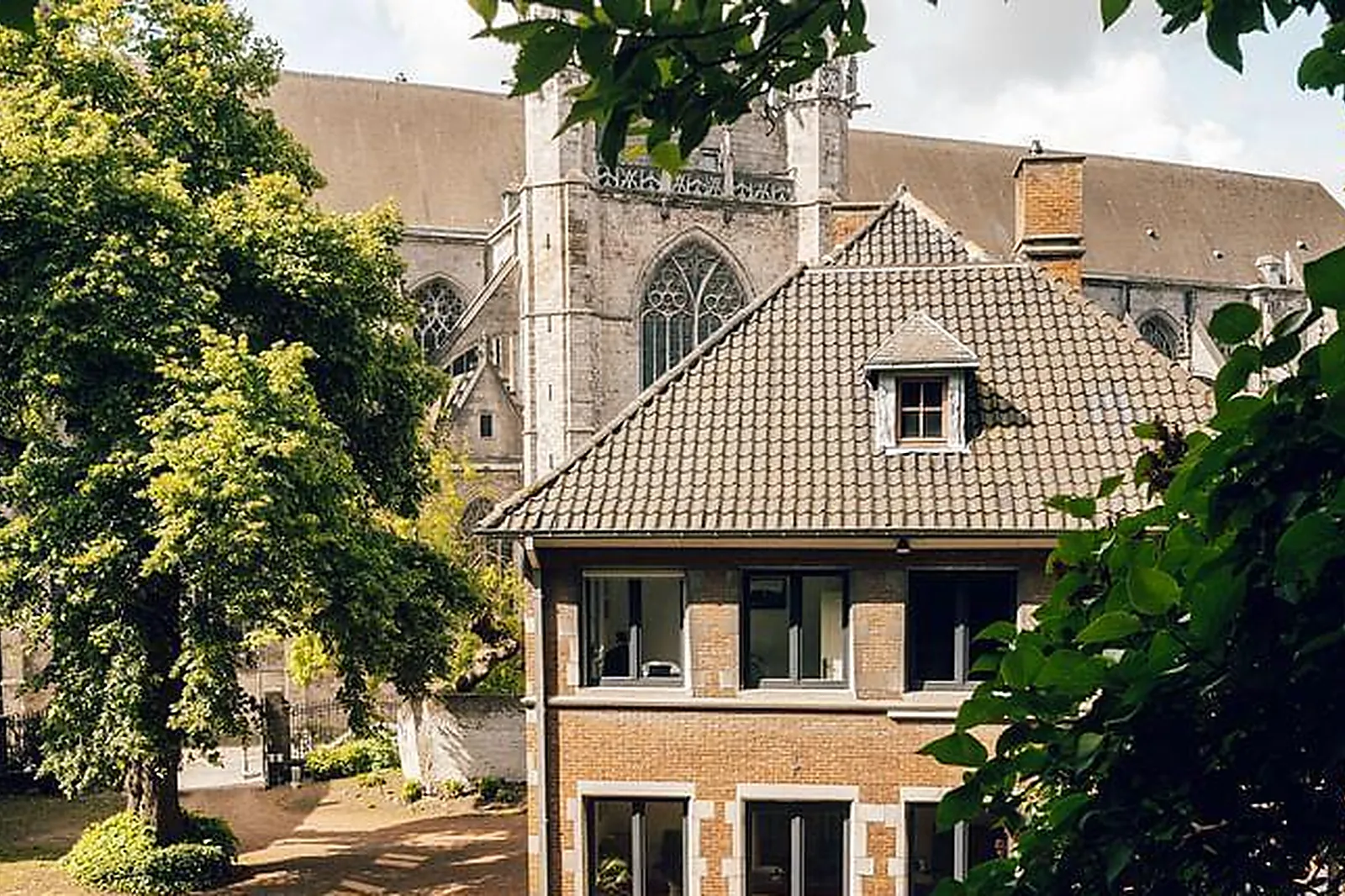 Lieux événementiels, LE CERCLE DU DRAGON