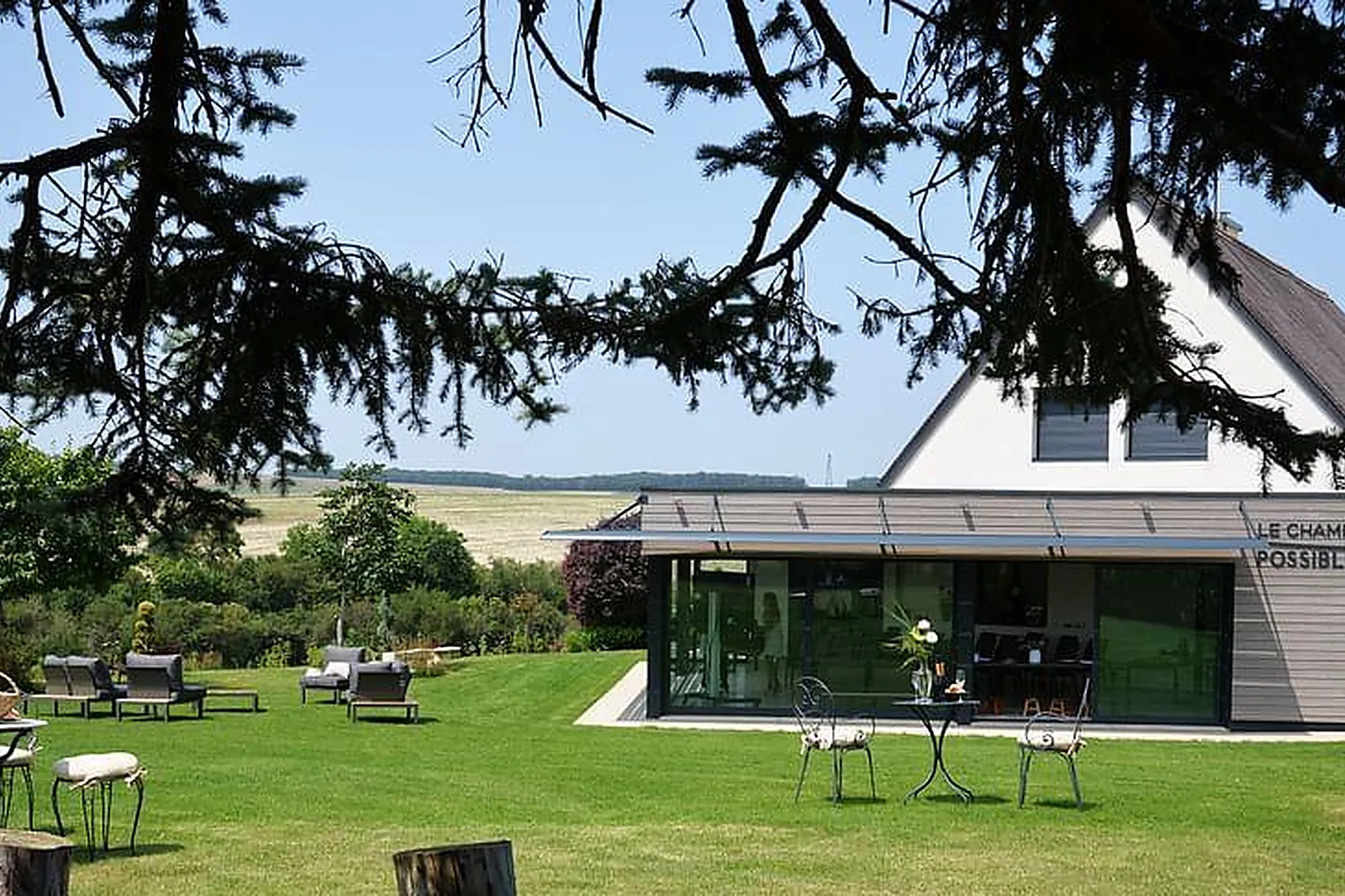 Lieux événementiels, LE CHAMP DES POSSIBLES