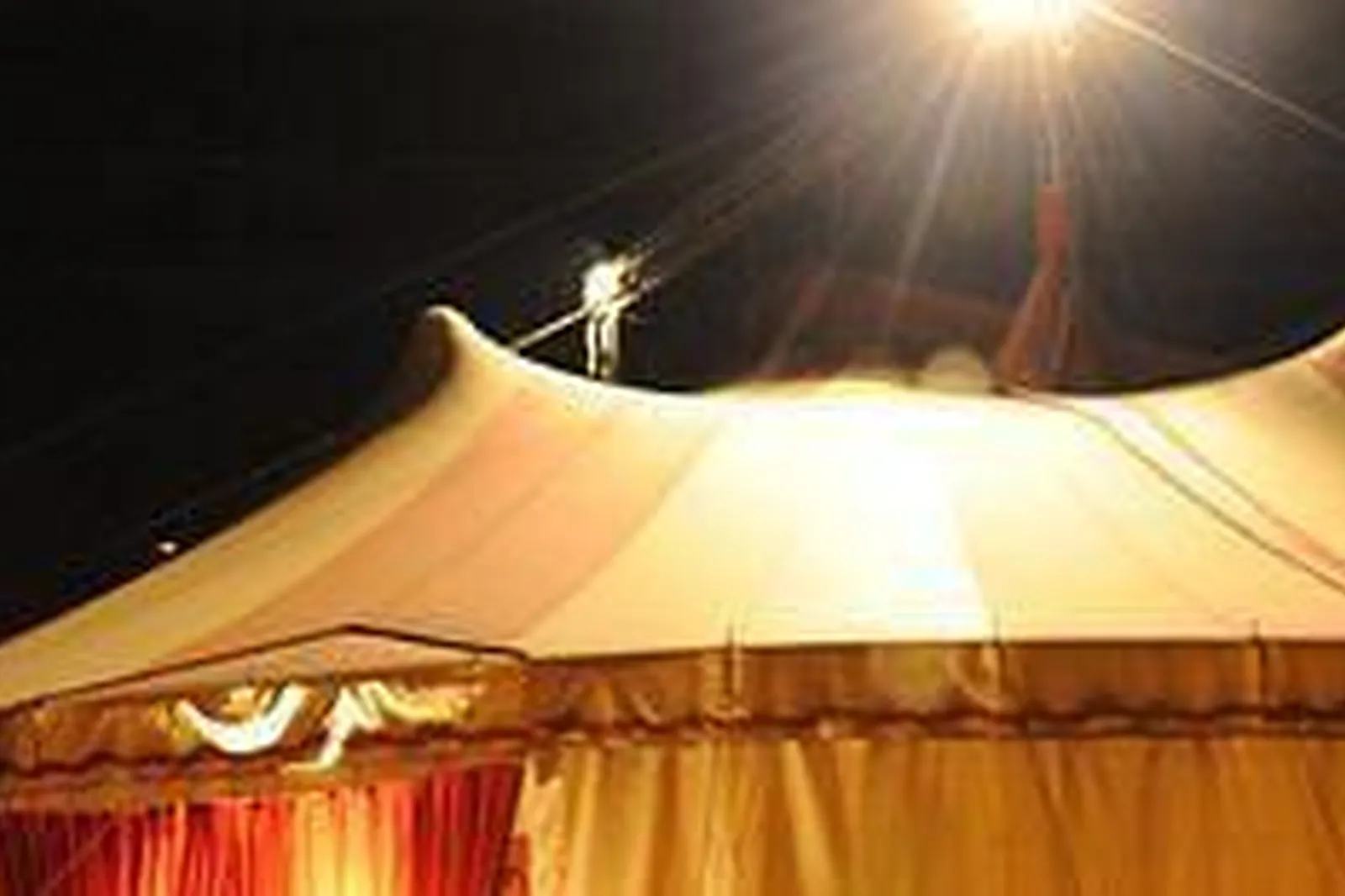 Lieux événementiels, OH! CÉSAR