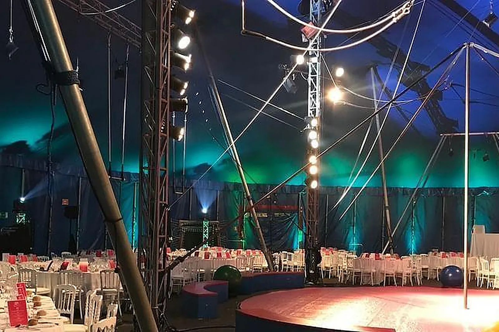 Lieux événementiels, OH! CÉSAR