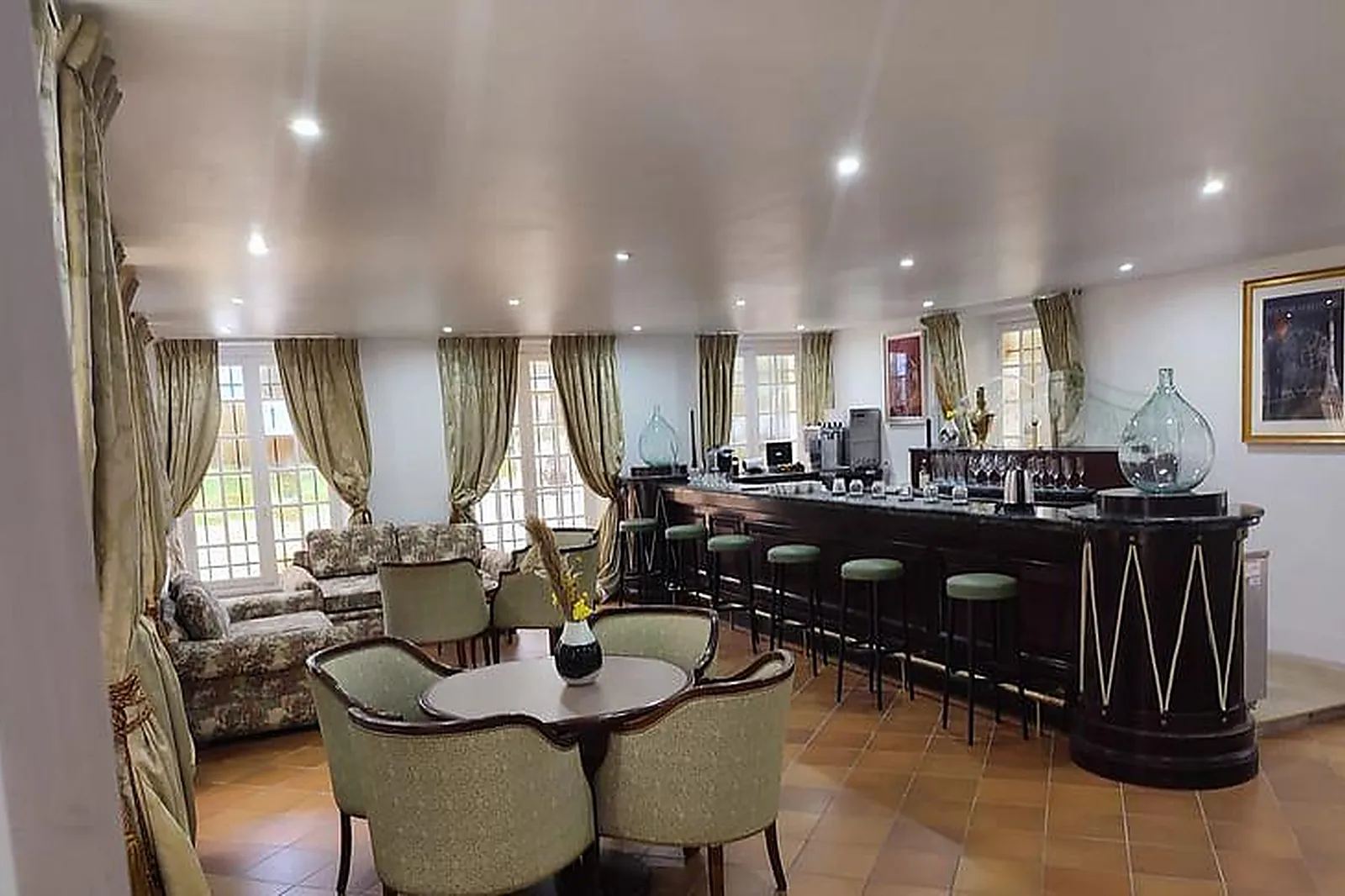 Lieux événementiels, LE CHÂTEAU ARRIBAS