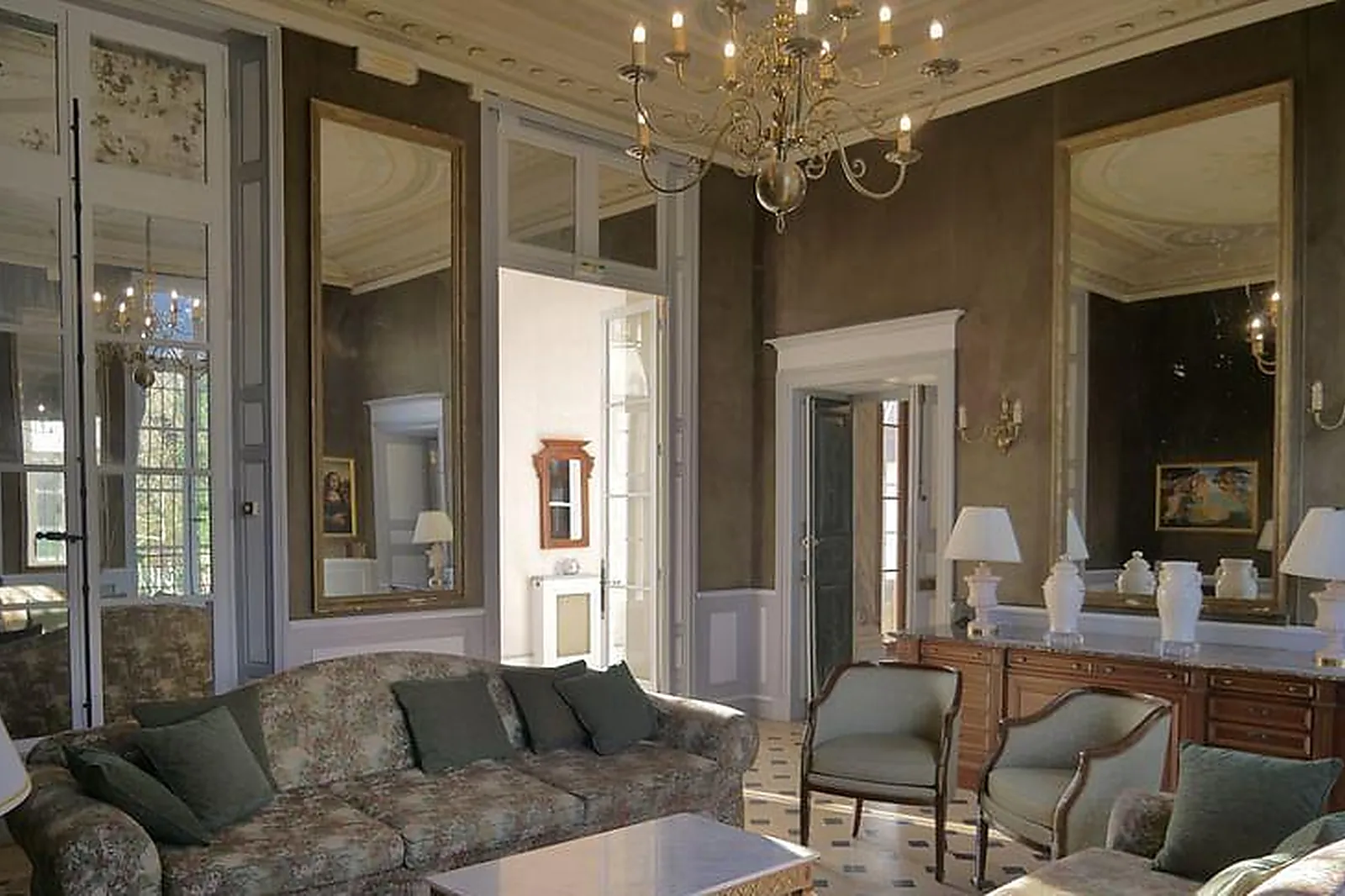 Lieux événementiels, LE CHÂTEAU ARRIBAS