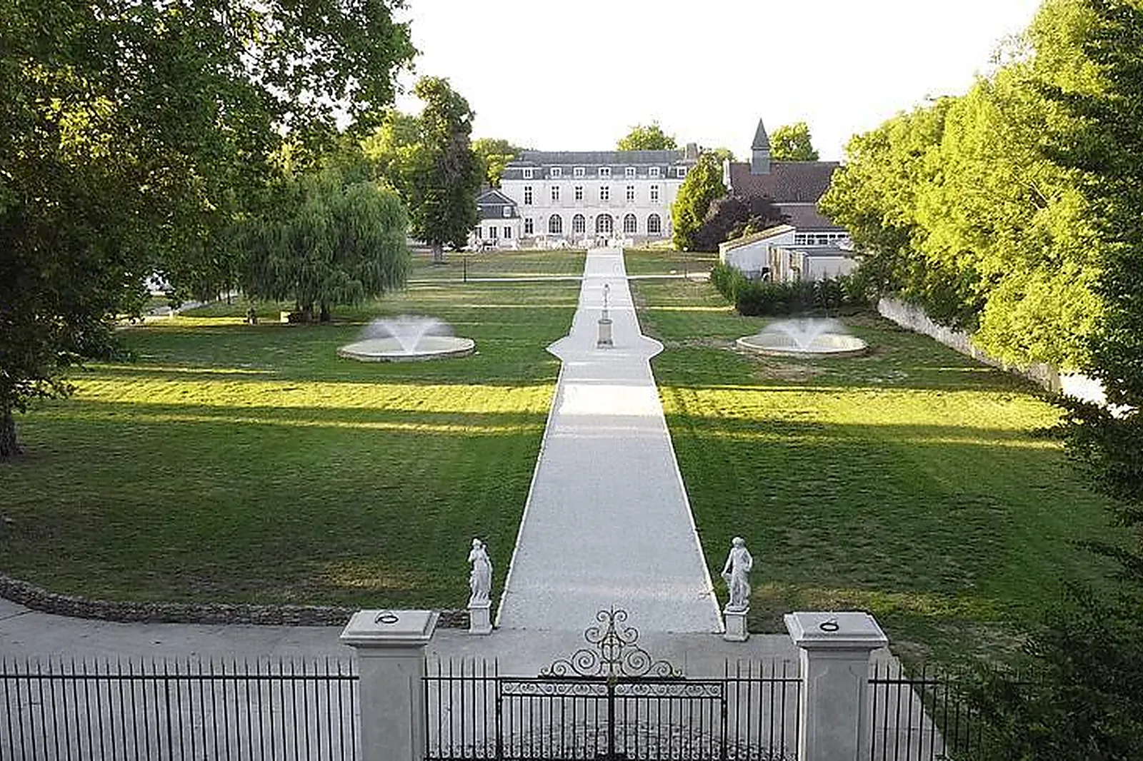 Lieux événementiels, LE CHÂTEAU ARRIBAS