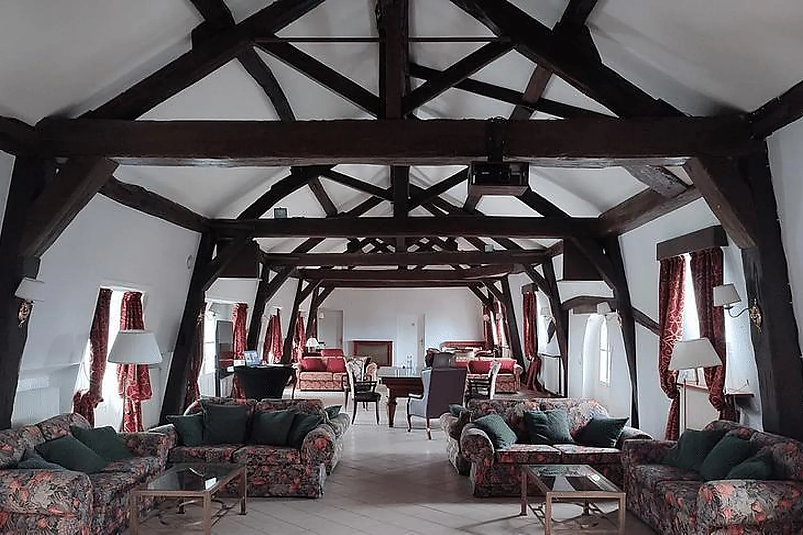 Lieux événementiels, LE CHÂTEAU ARRIBAS