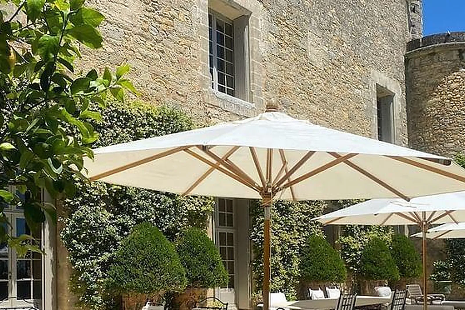 Lieux événementiels, LE CHÂTEAU DE FONTARÈCHES