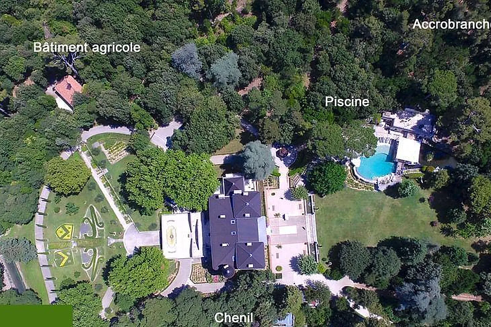 Lieux événementiels, LE CHÂTEAU DE FORBIN