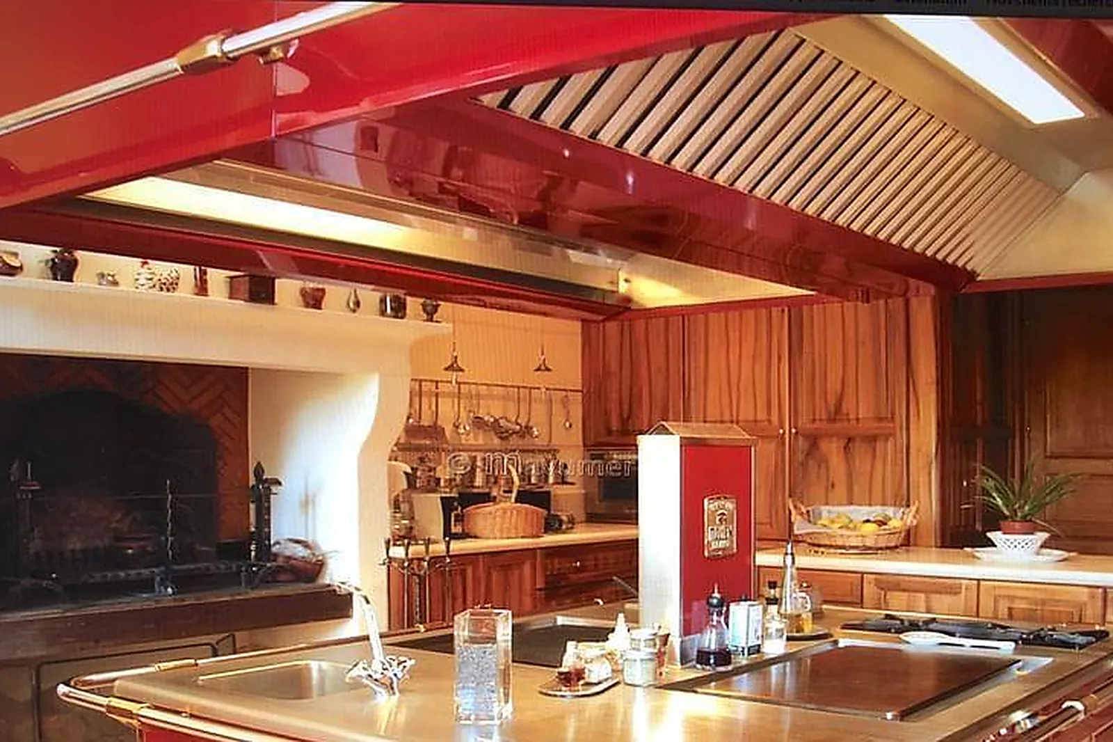 Lieux événementiels, LE CHÂTEAU DE FORBIN