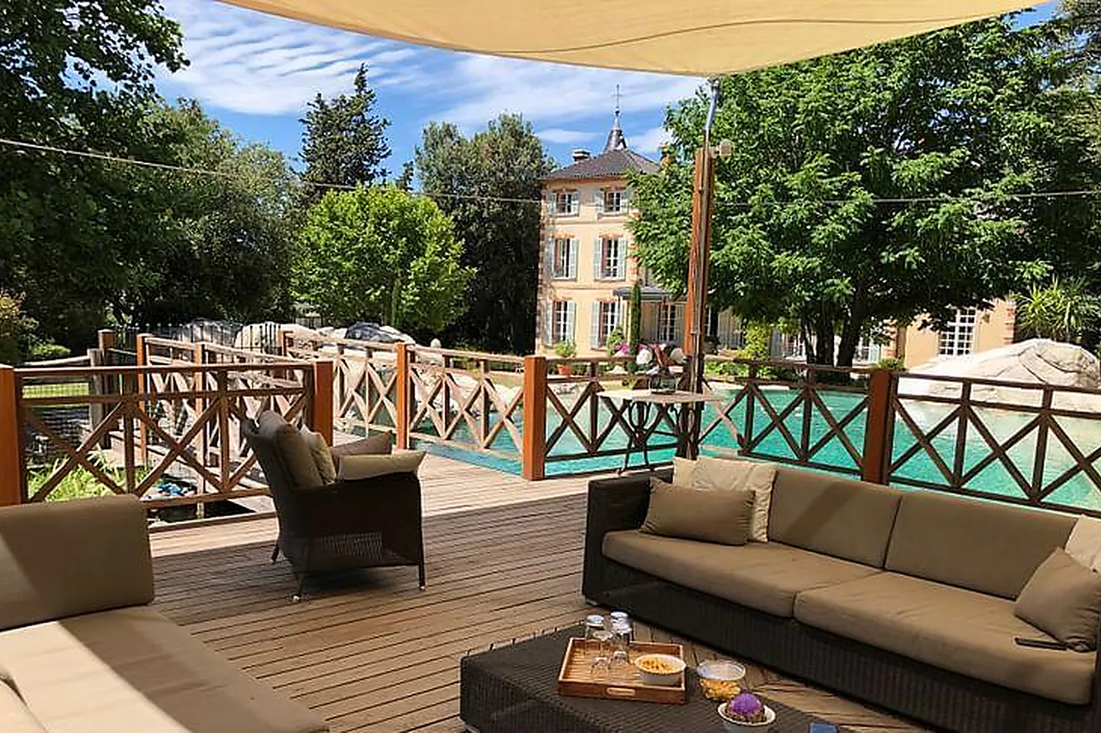 Lieux événementiels, LE CHÂTEAU DE FORBIN