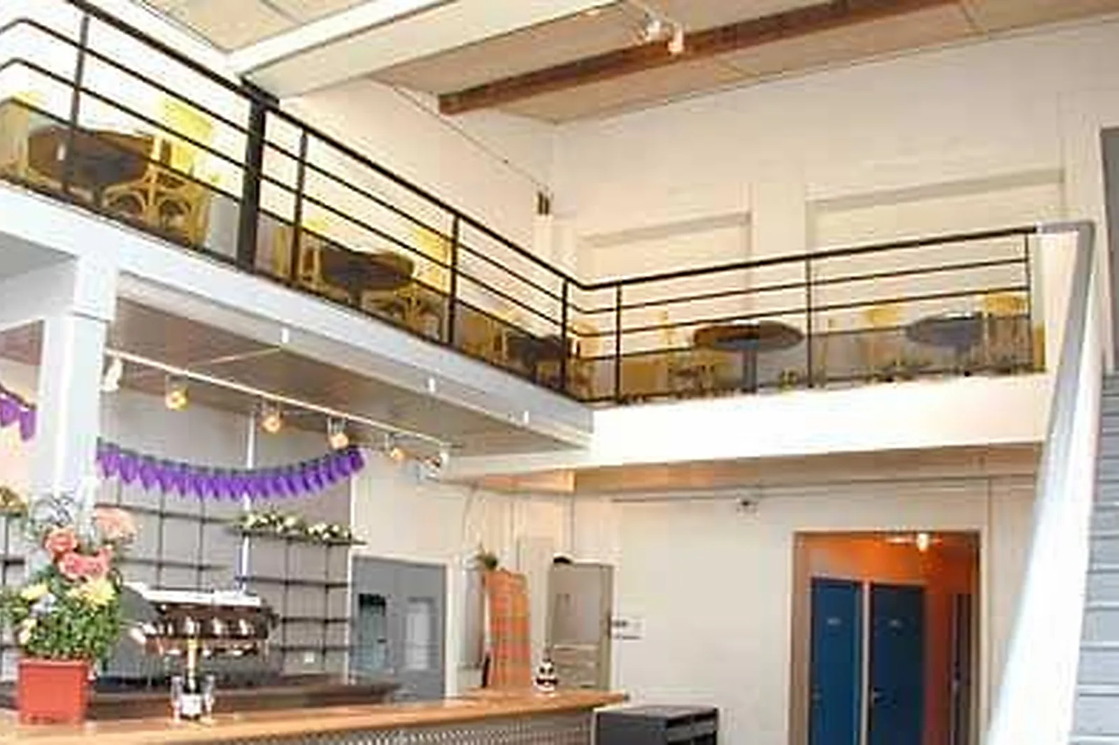 Lieux événementiels, LOUER UNE SALLE DE RÉUNION / FORMATION JUSQU'À 18 PERSONNES