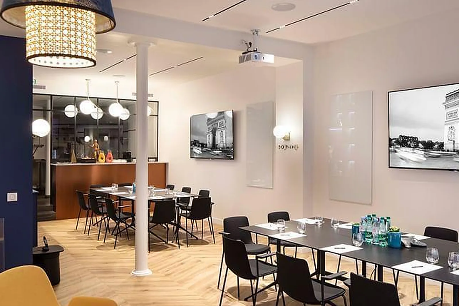 Lieux événementiels, LE CLUB BALMORAL