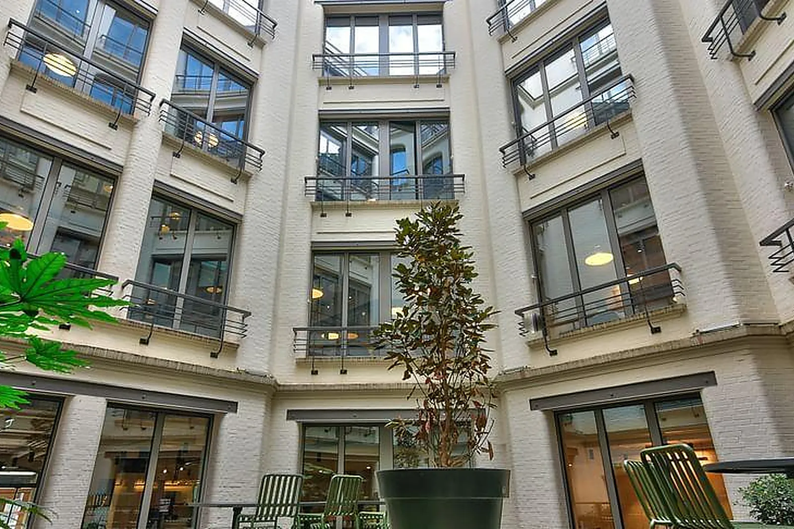 Lieux événementiels, FLEXYCORP