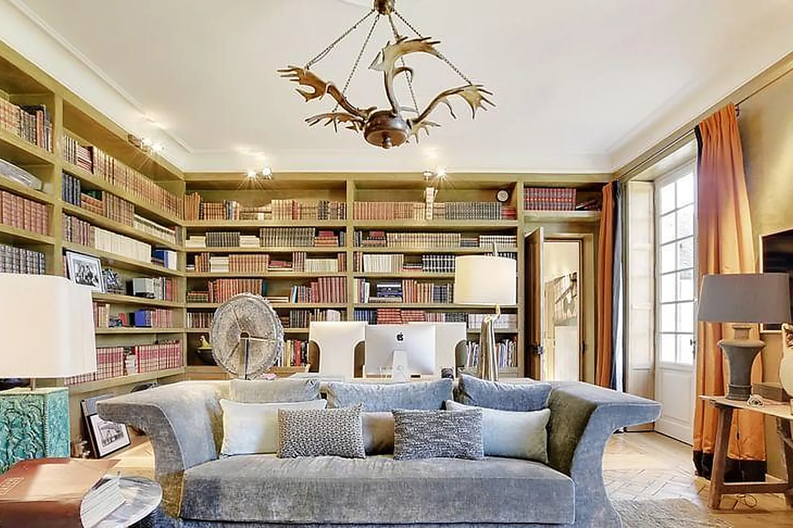 Lieux événementiels, LE COLLÈGE DE CORBEVILLE