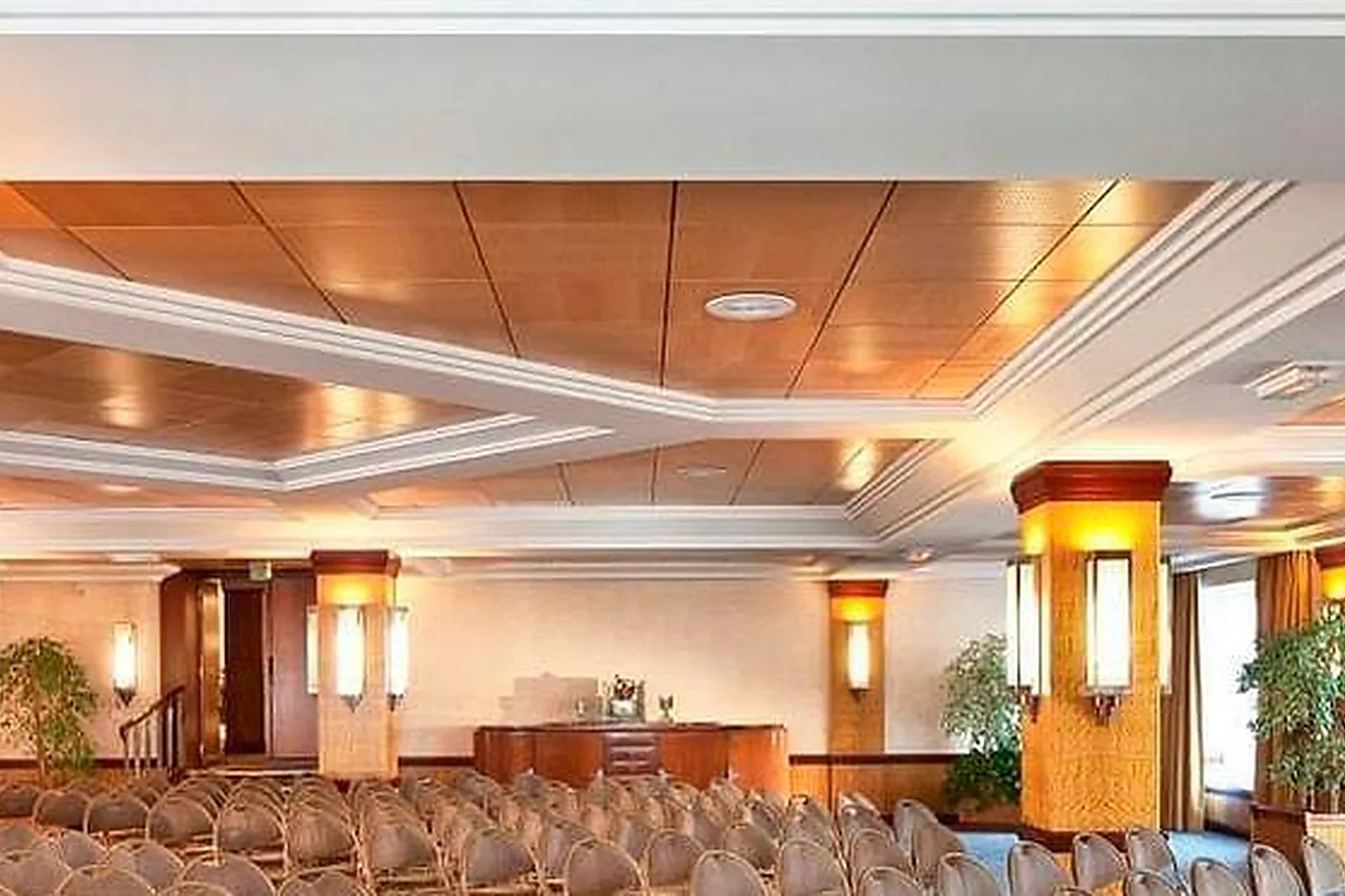 Lieux événementiels, LE CONTINENTAL BREST****