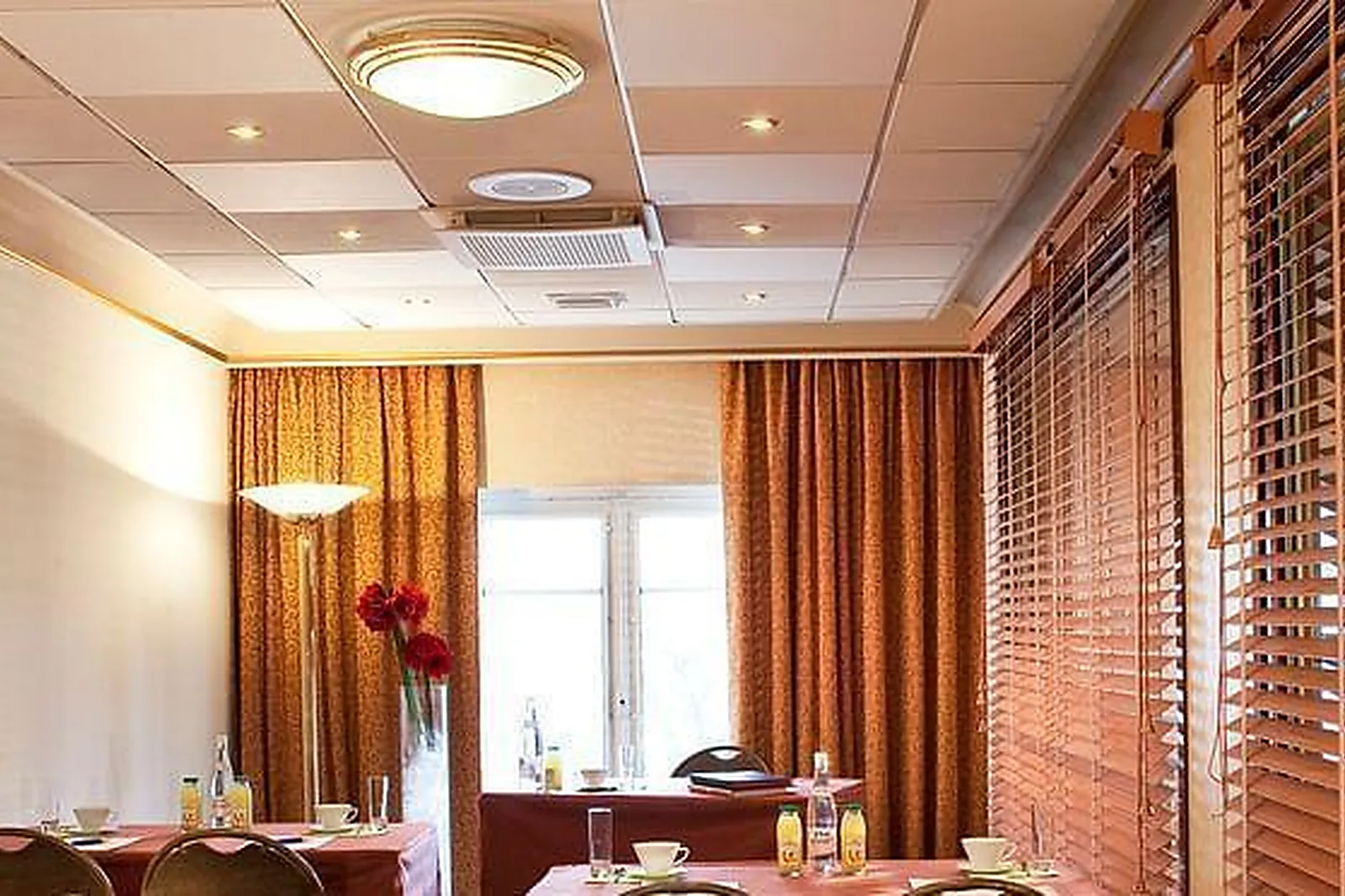 Lieux événementiels, LE CONTINENTAL BREST****