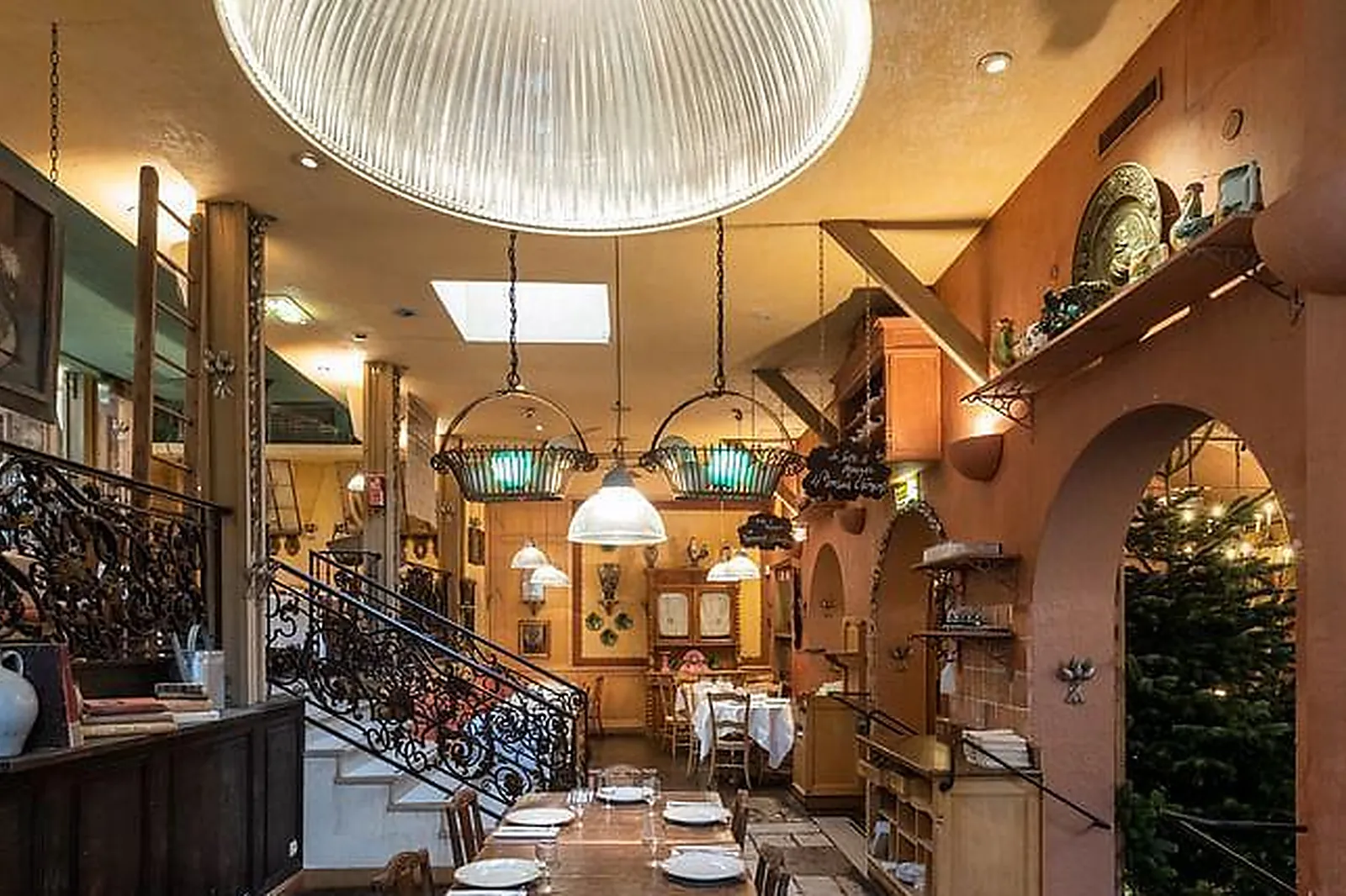 Lieux événementiels, LE COQ DE BOUGIVAL