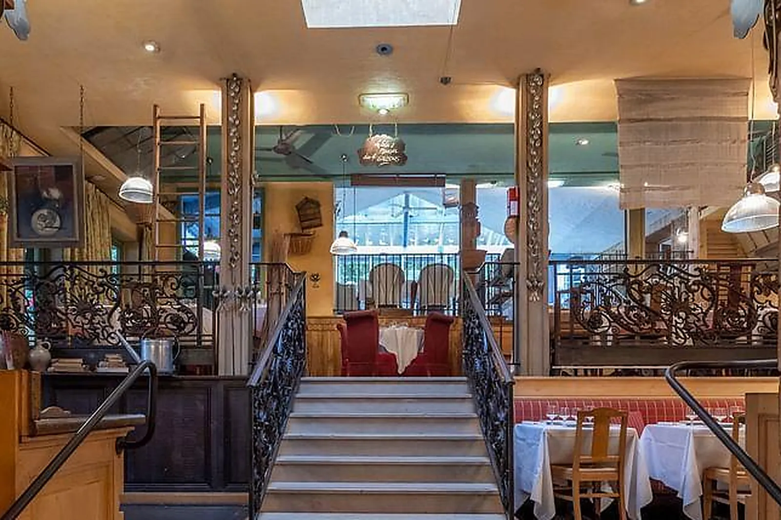 Lieux événementiels, LE COQ DE BOUGIVAL