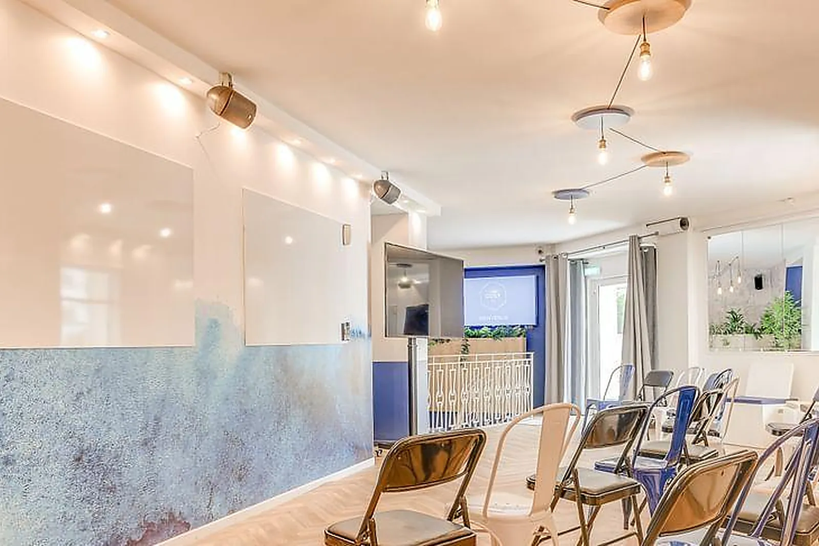 Lieux événementiels, LE COSY CHIC