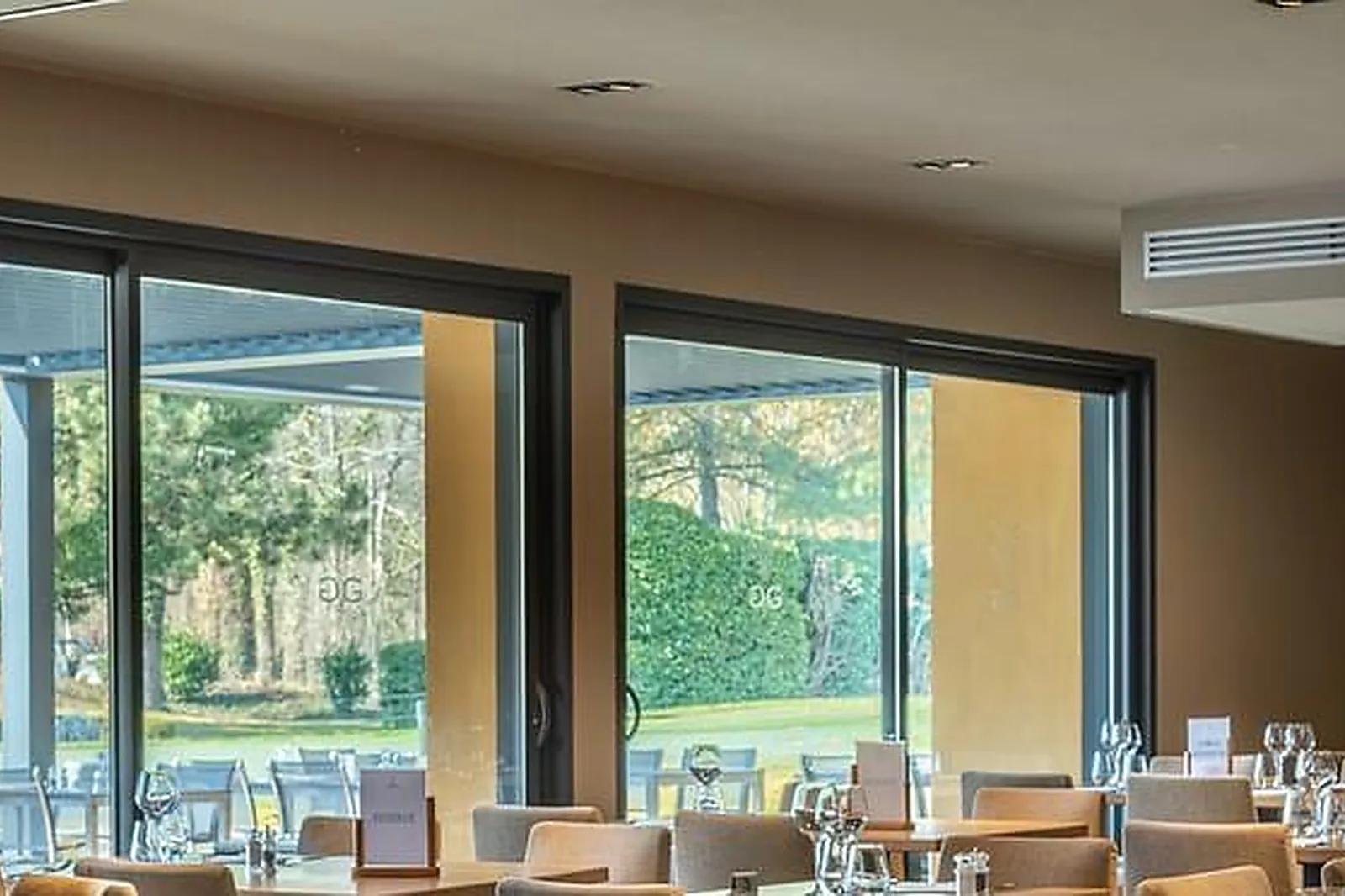 Lieux événementiels, LE DOMAINE DU GOUVERNEUR ****