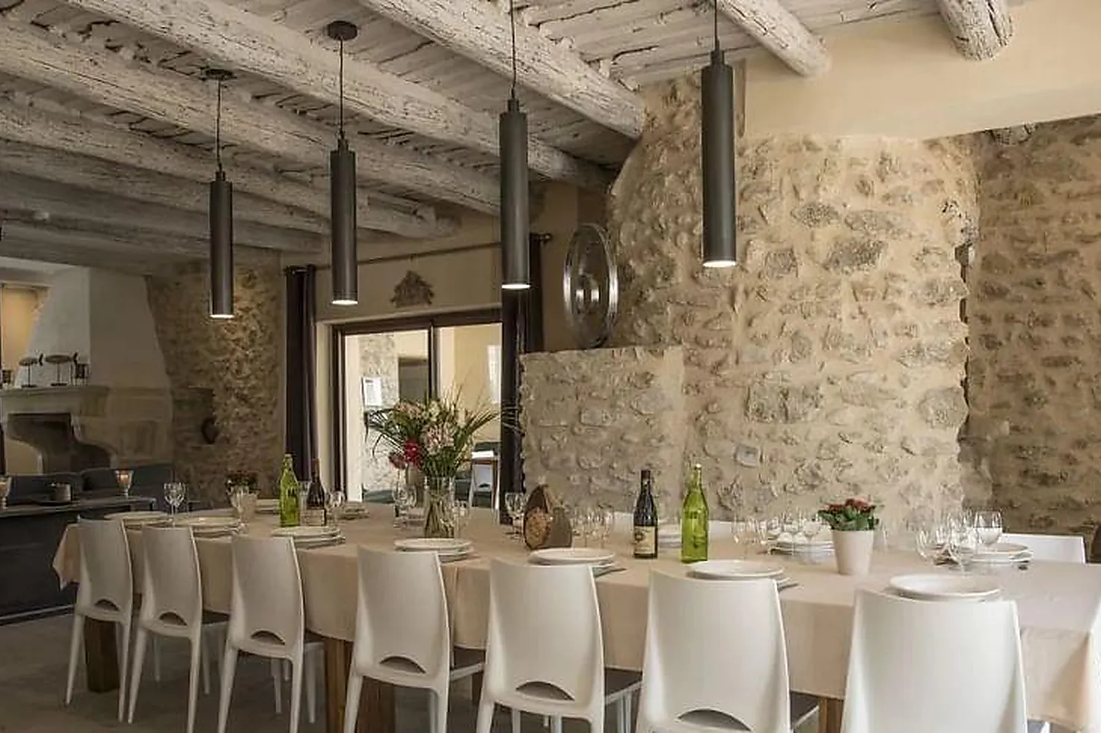 Lieux événementiels, LE DOMAINE SAINT QUENIN *****