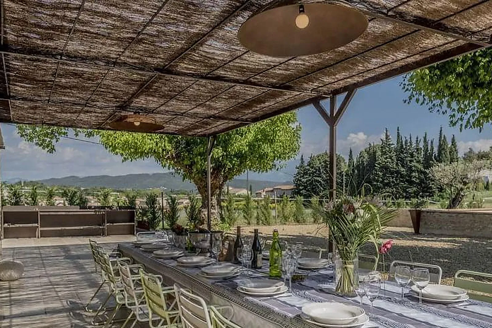 Lieux événementiels, LE DOMAINE SAINT QUENIN *****