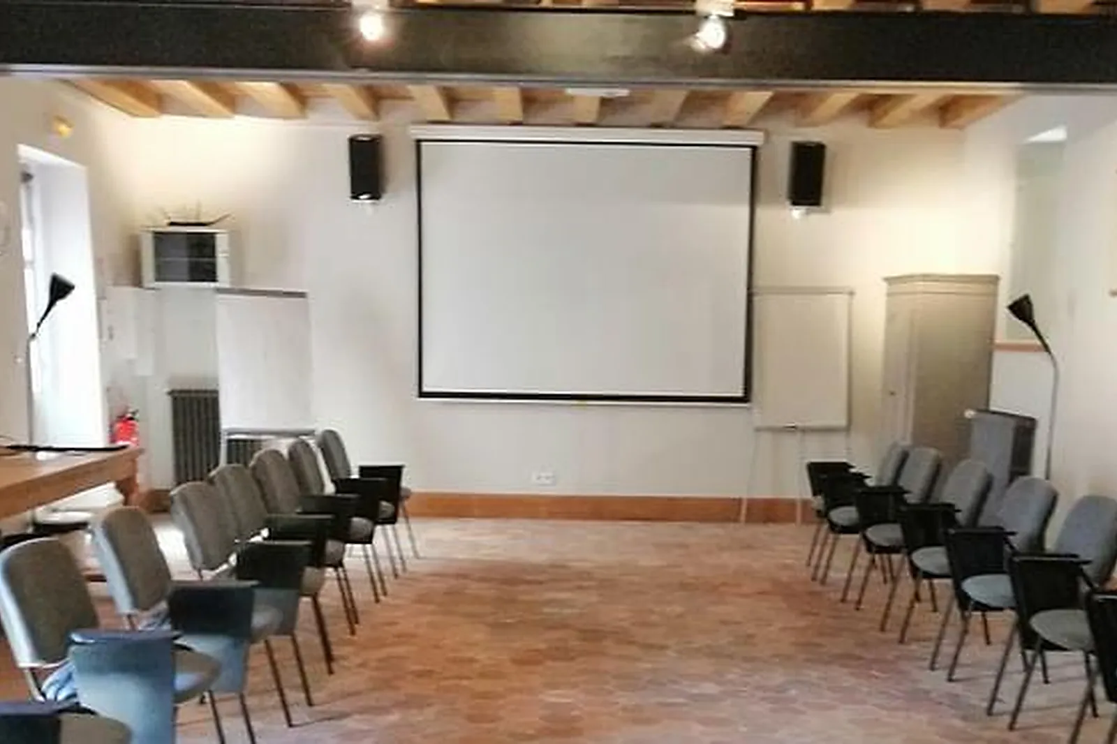 Lieux événementiels, LE DOMAINE DE COURANCES