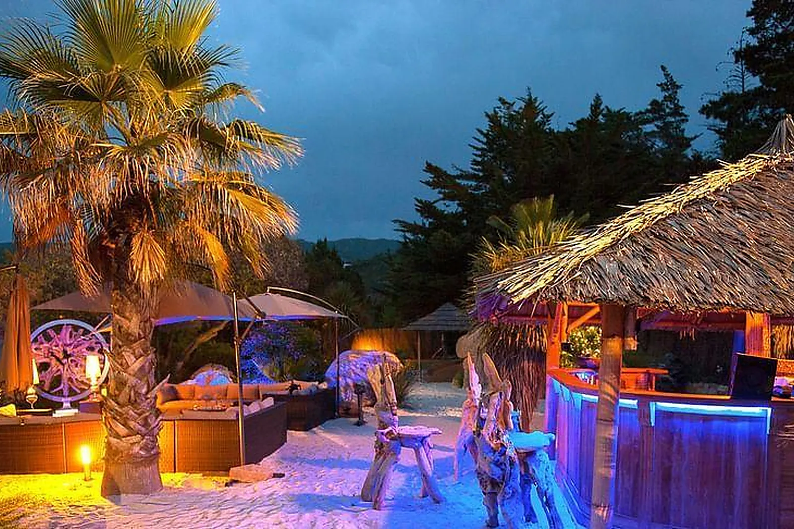 Lieux événementiels, LE DOMAINE DE LAGNONU