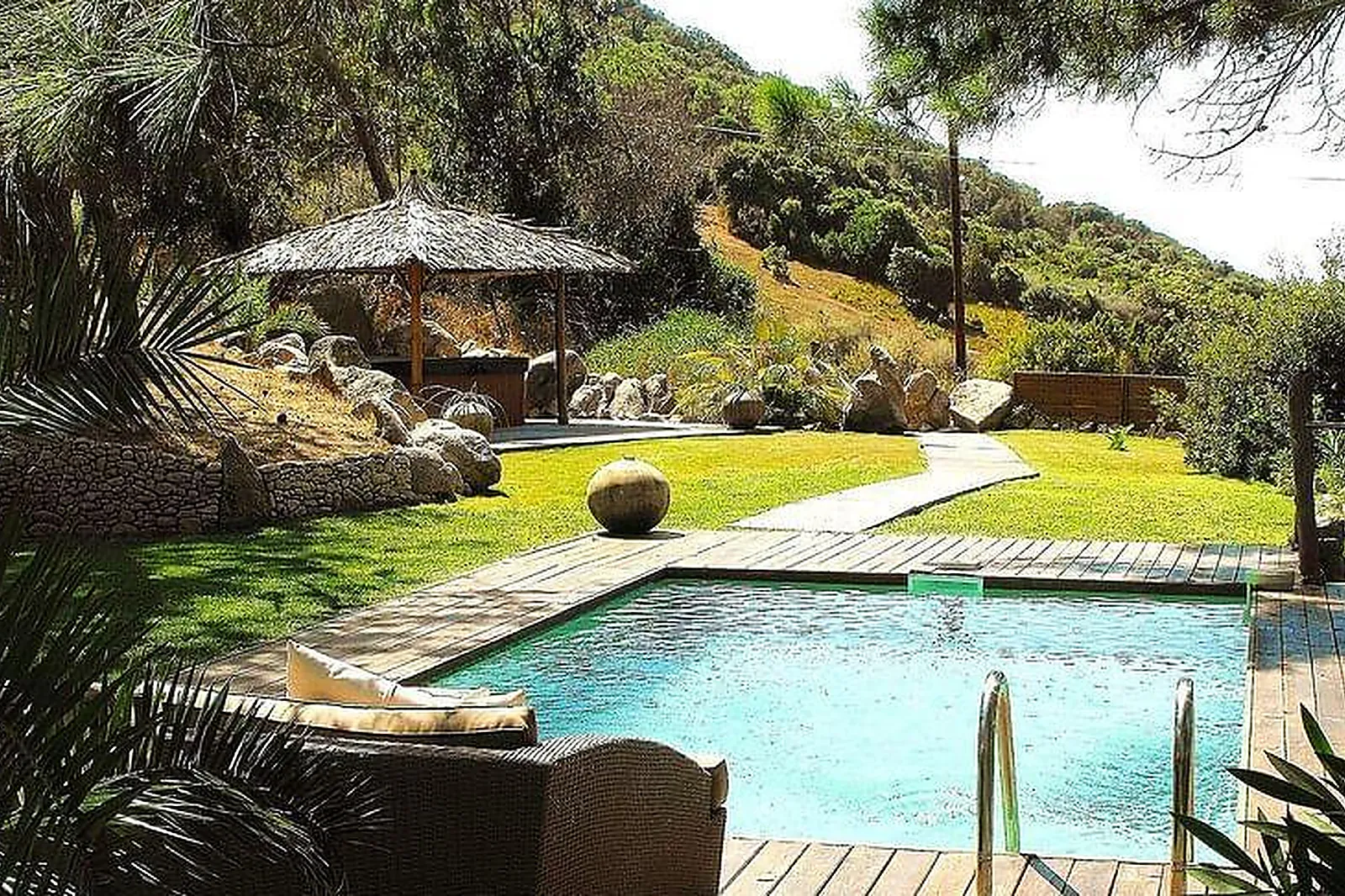 Lieux événementiels, LE DOMAINE DE LAGNONU