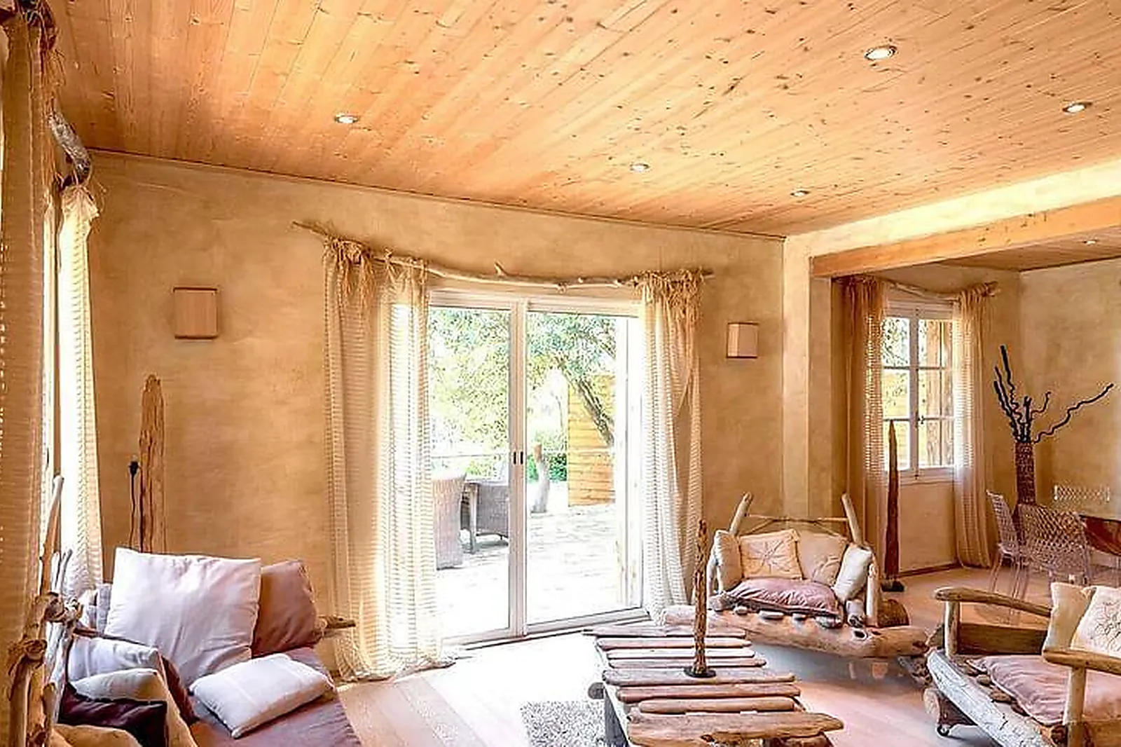 Lieux événementiels, LE DOMAINE DE LAGNONU