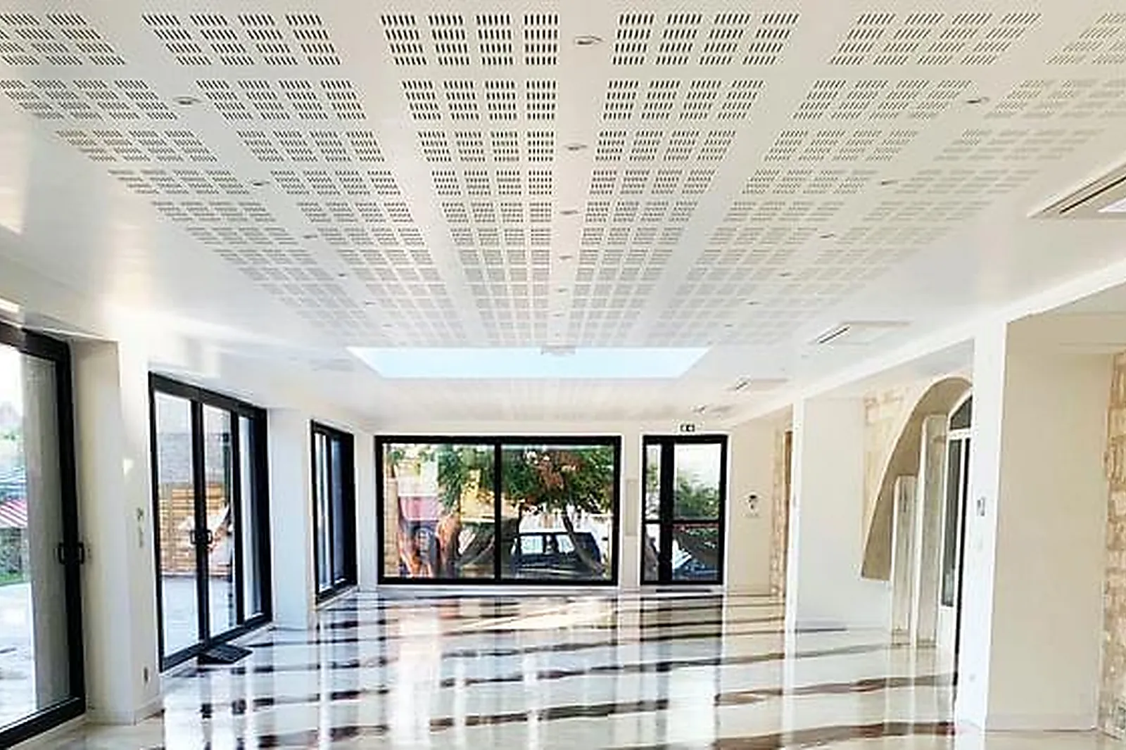 Lieux événementiels, HÔTEL LA QUIETAT